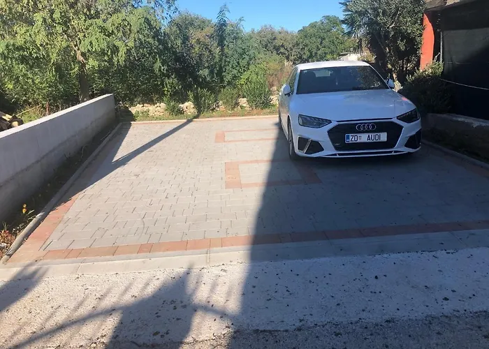 Villa Kiara, Jacuzi, Heating Swiming Pool, Billiard Table Nin