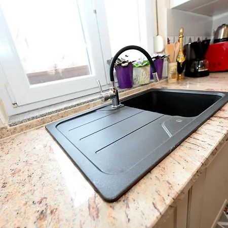 别墅 Kiara, Jacuzi, Heating Swiming Pool, Billiard Table