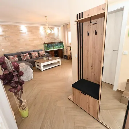 Kiara, Jacuzi, Heating Swiming Pool, Billiard Table 宁